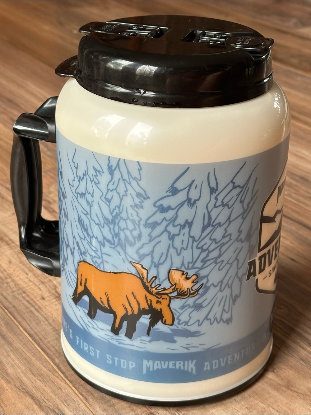 Maverick 100 Oz Insulated Mug Refillable Drink With Straw Moose Fish 2017